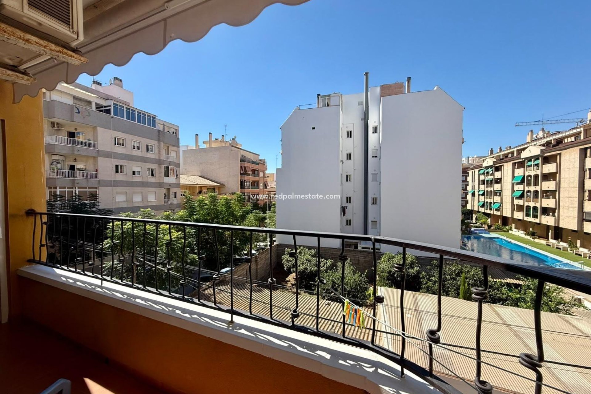 Revente - Appartement -
Torrevieja - Centro Torrevieja