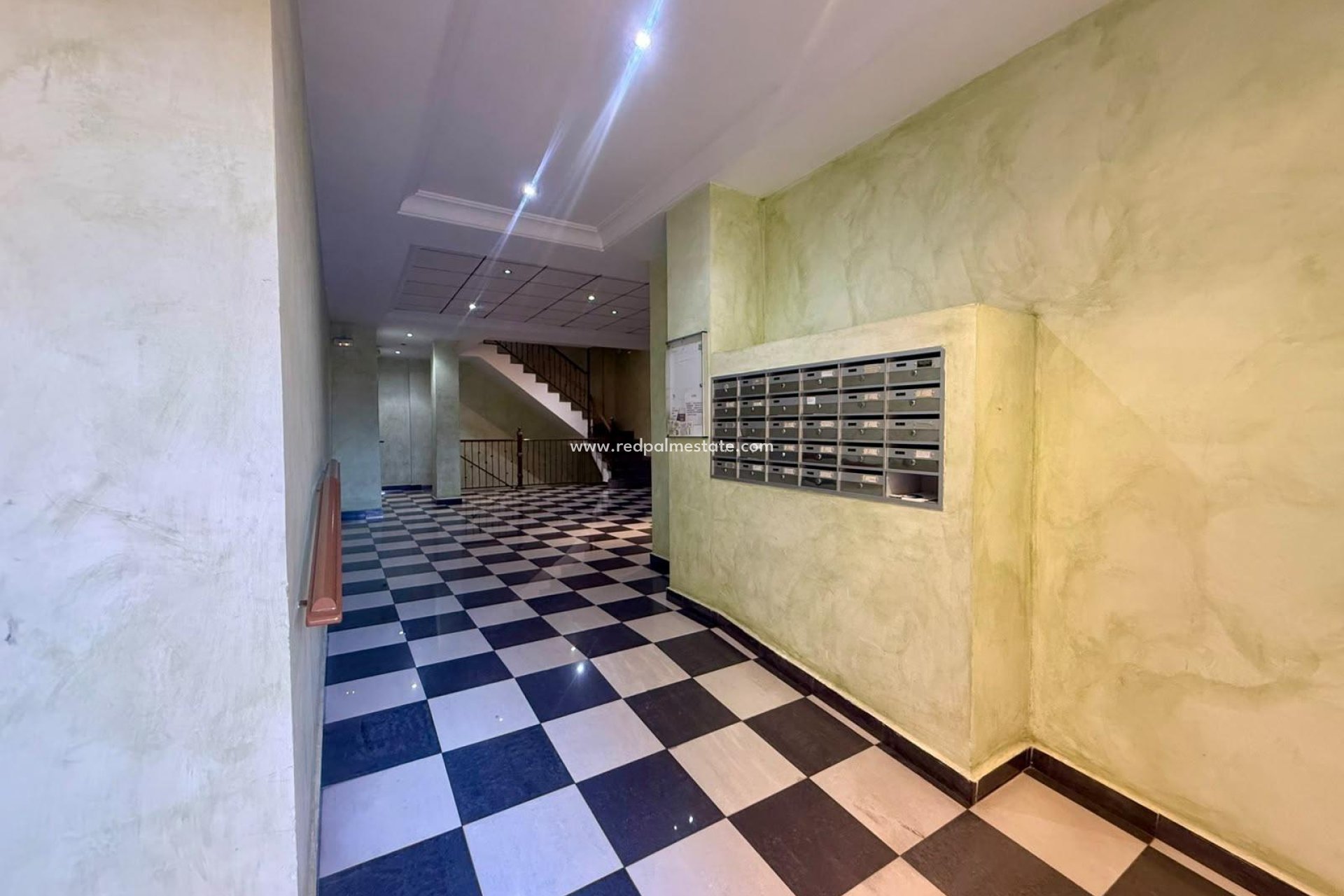 Revente - Appartement -
Torrevieja - Centro Torrevieja