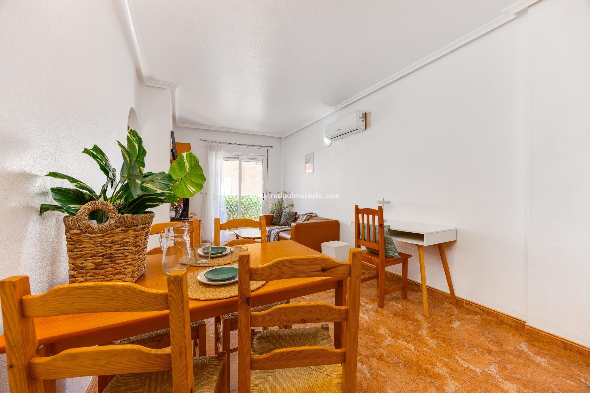 Revente - Appartement -
Torrevieja - Centro Torrevieja