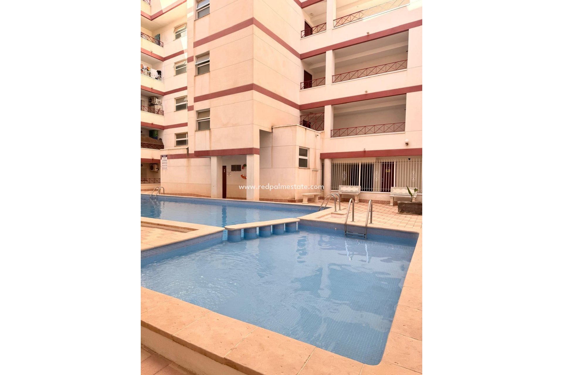 Revente - Appartement -
Torrevieja - Centro Torrevieja