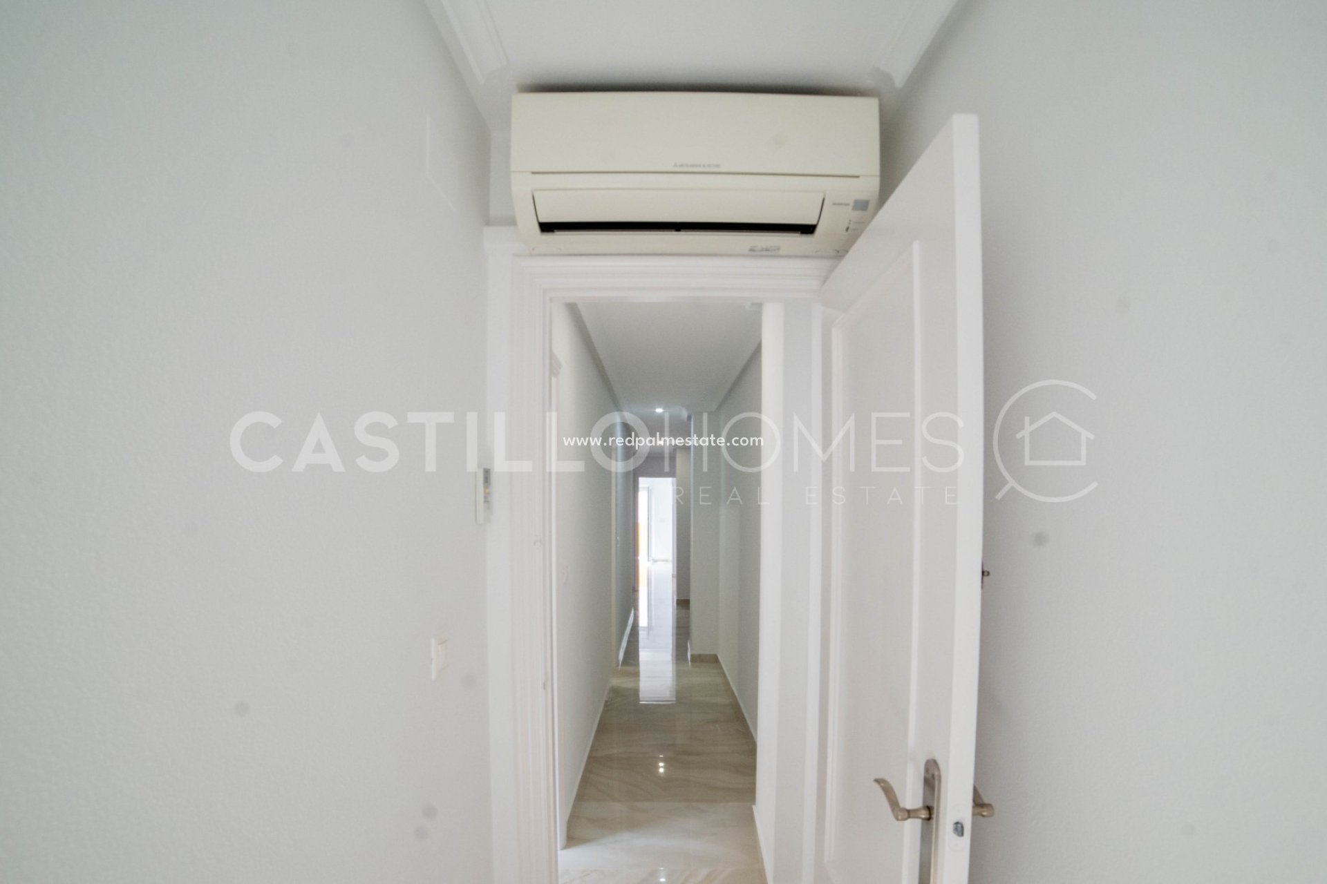 Revente - Appartement -
Torrevieja - Centro Torrevieja