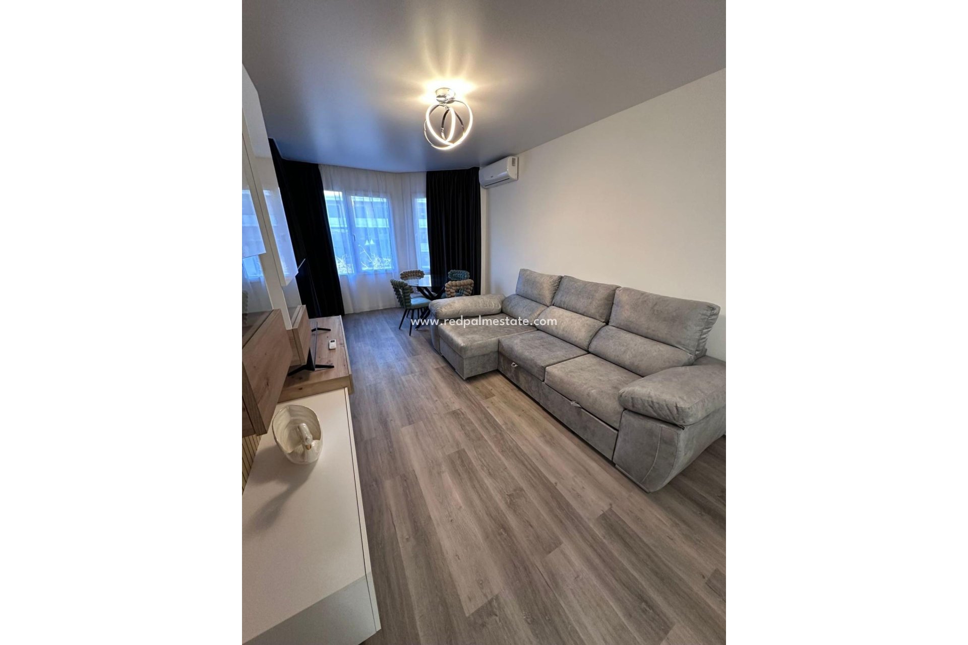 Revente - Appartement -
Torrevieja - Centro Torrevieja