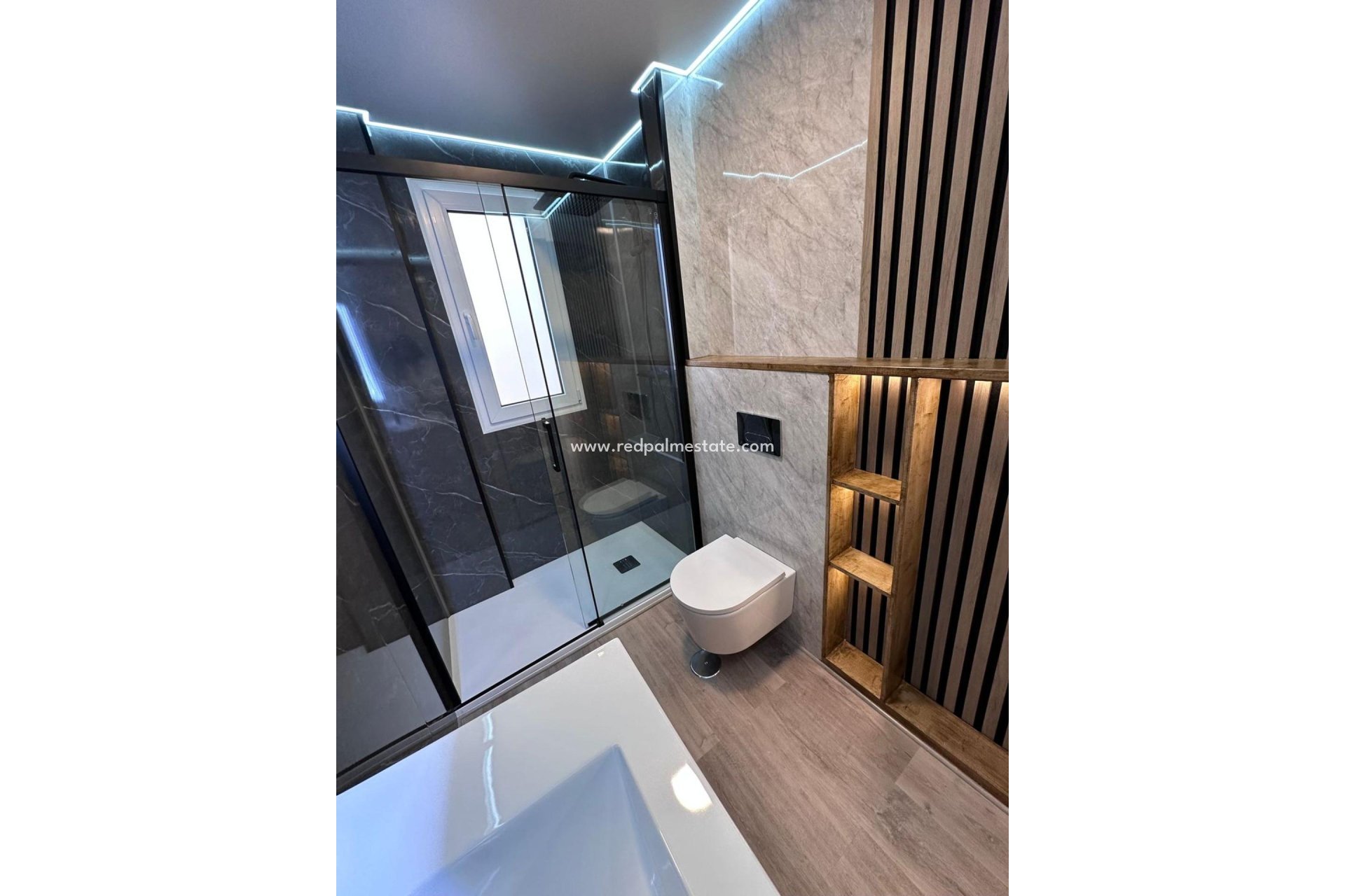 Revente - Appartement -
Torrevieja - Centro Torrevieja