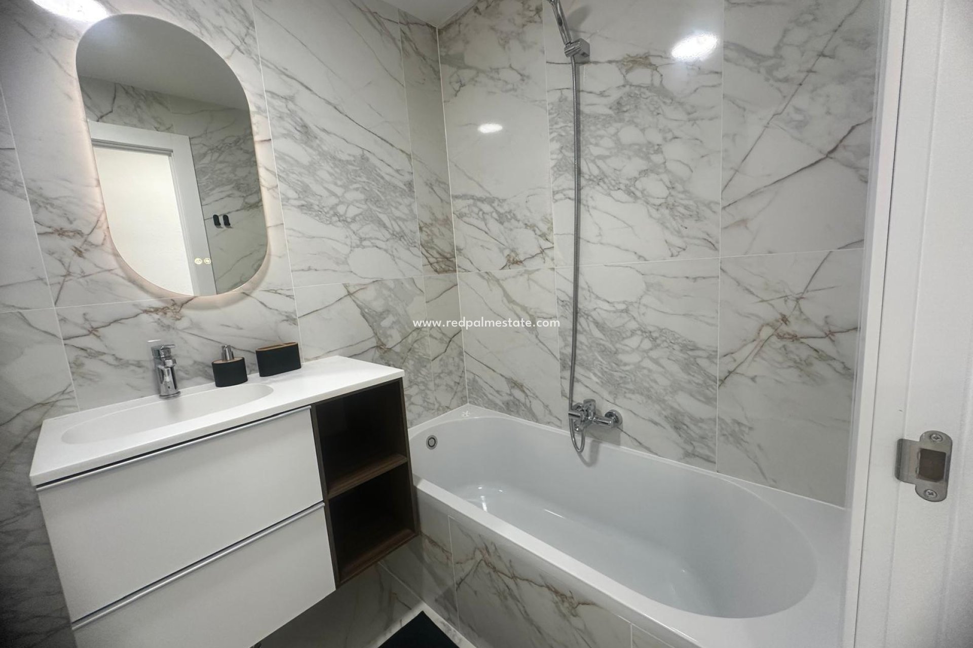 Revente - Appartement -
Torrevieja - Centro Torrevieja