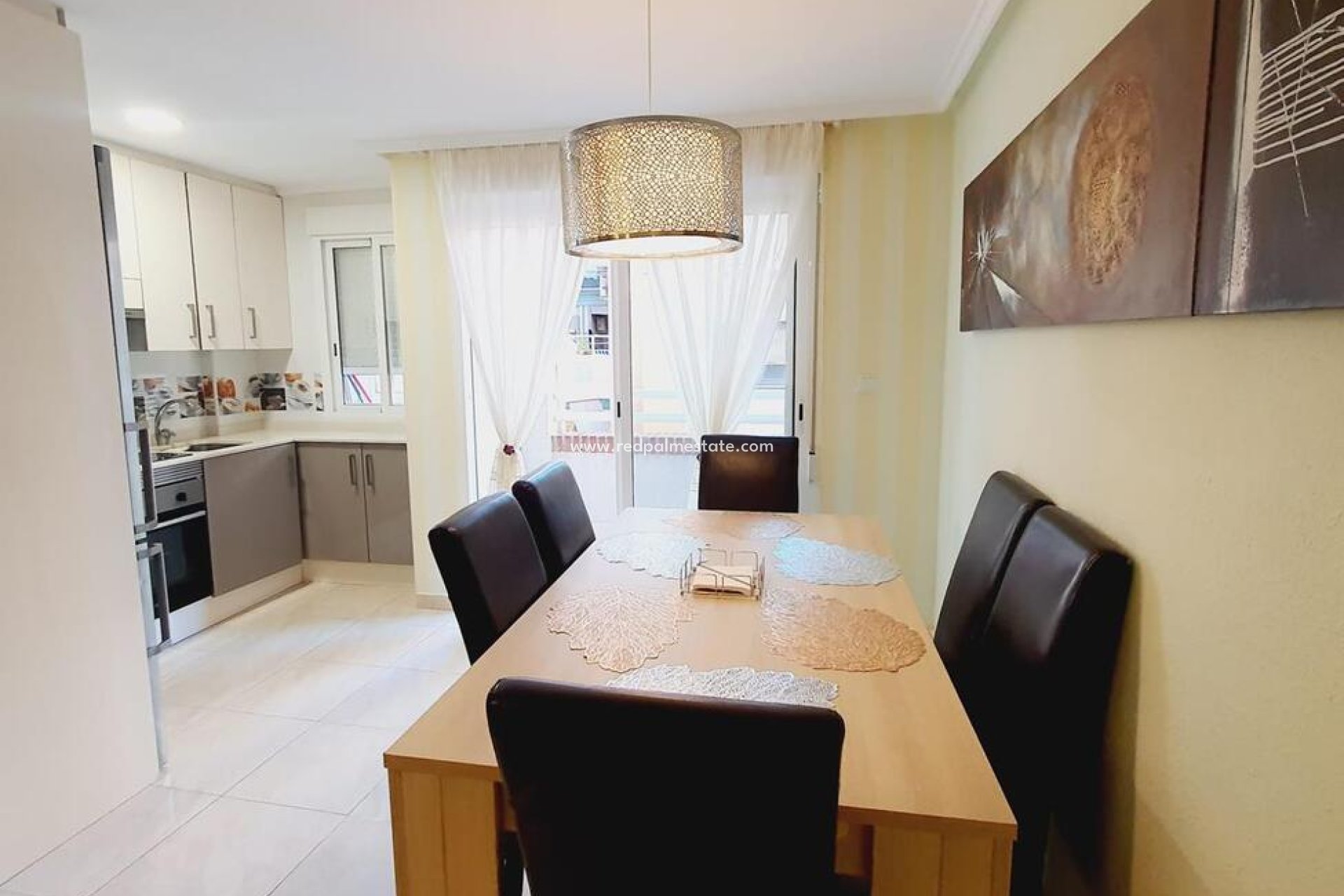 Revente - Appartement -
Torrevieja - Centro Torrevieja