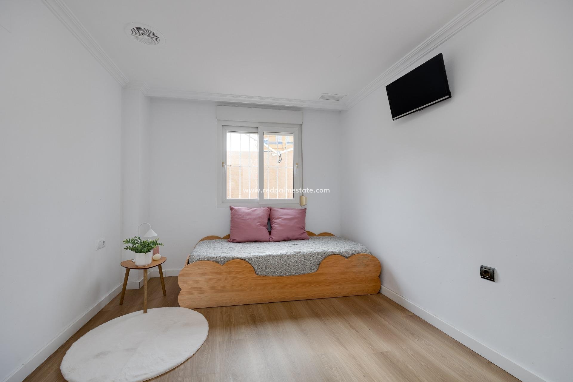 Revente - Appartement -
Torrevieja - Centro Torrevieja