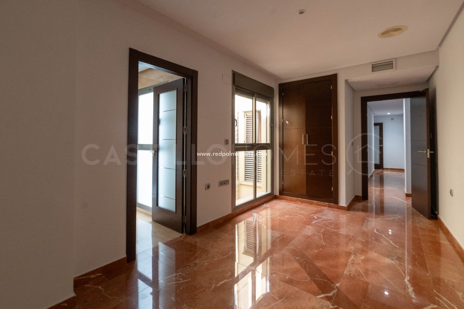 Revente - Appartement -
Torrevieja - Centro Torrevieja