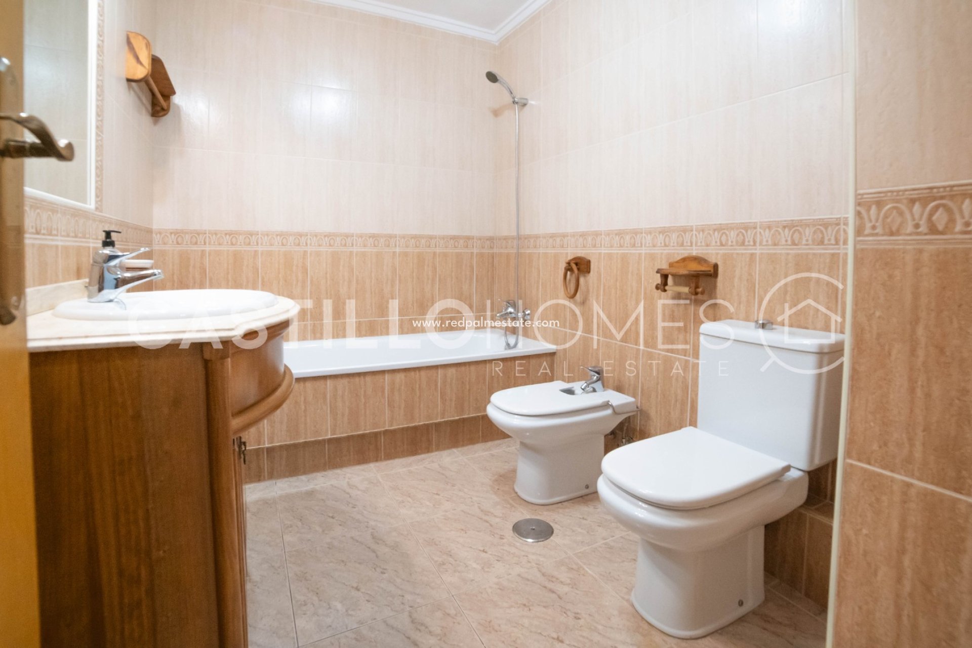 Revente - Appartement -
Torrevieja - Centro Torrevieja