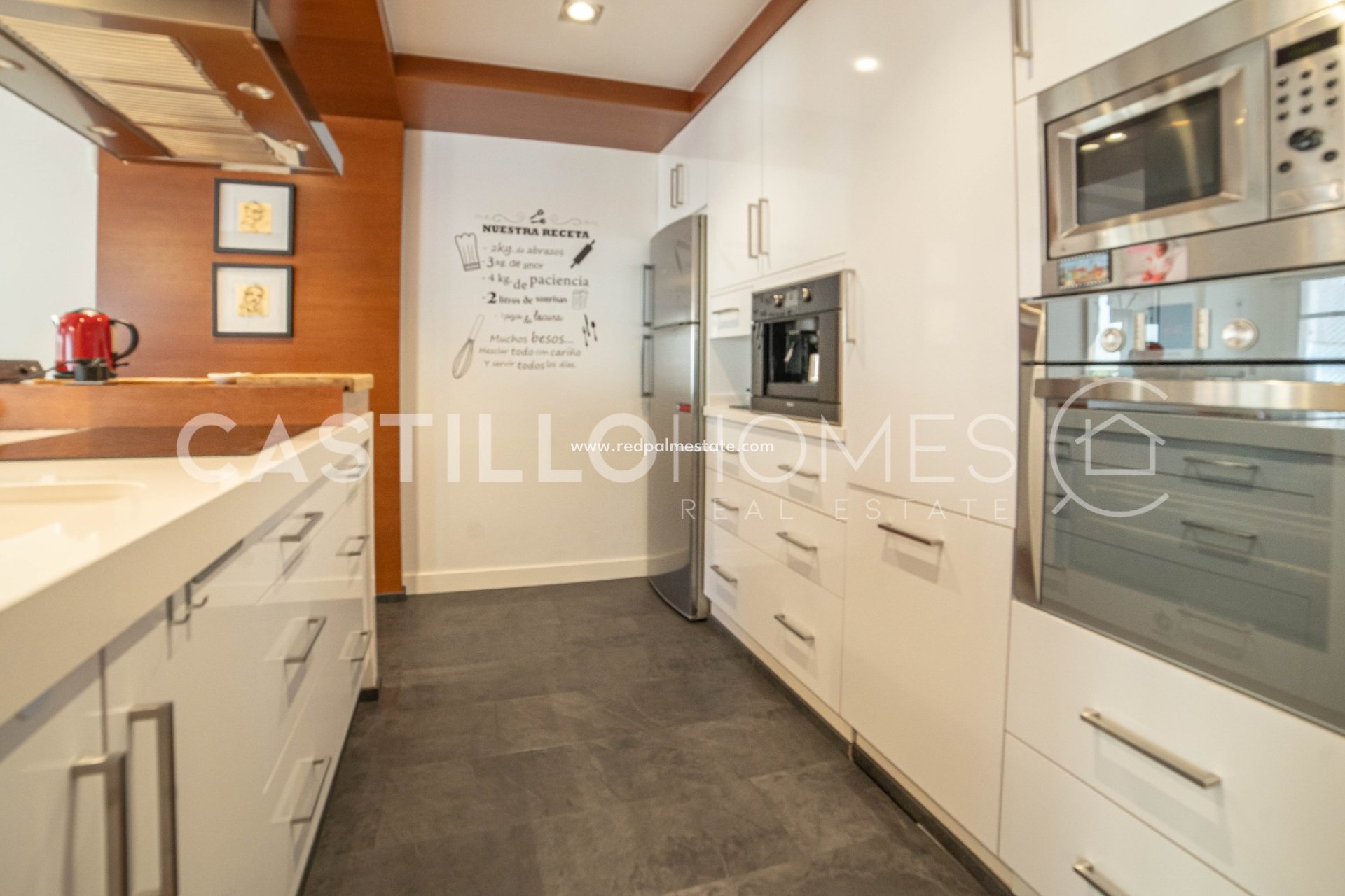 Revente - Appartement -
Torrevieja - Centro Torrevieja