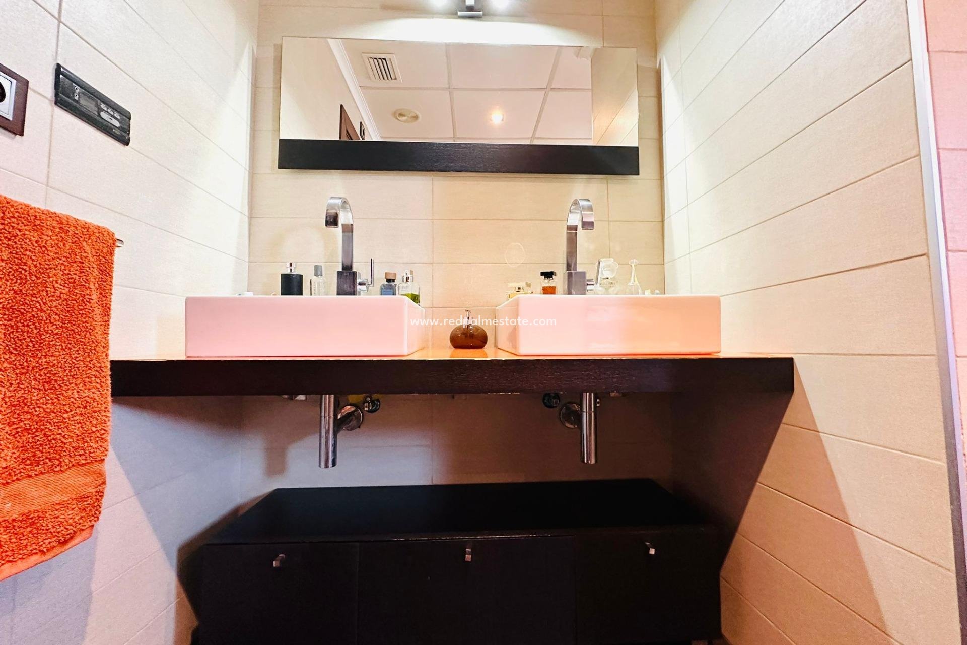 Revente - Appartement -
Torrevieja - Centro Torrevieja