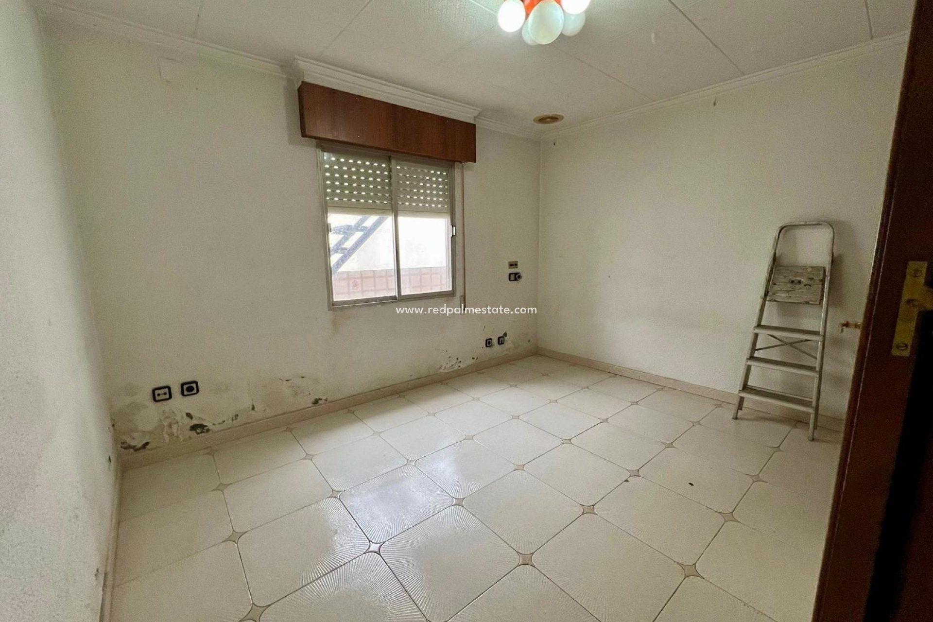 Revente - Appartement -
Torrevieja - Centro Torrevieja