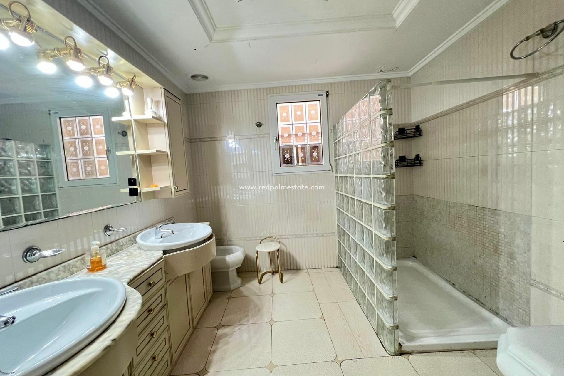 Revente - Appartement -
Torrevieja - Centro Torrevieja