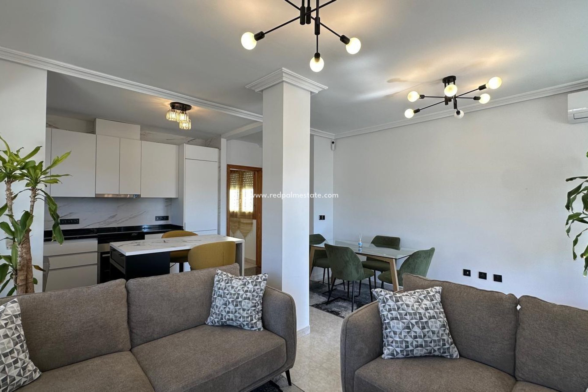 Revente - Appartement -
Torrevieja - Centro Torrevieja