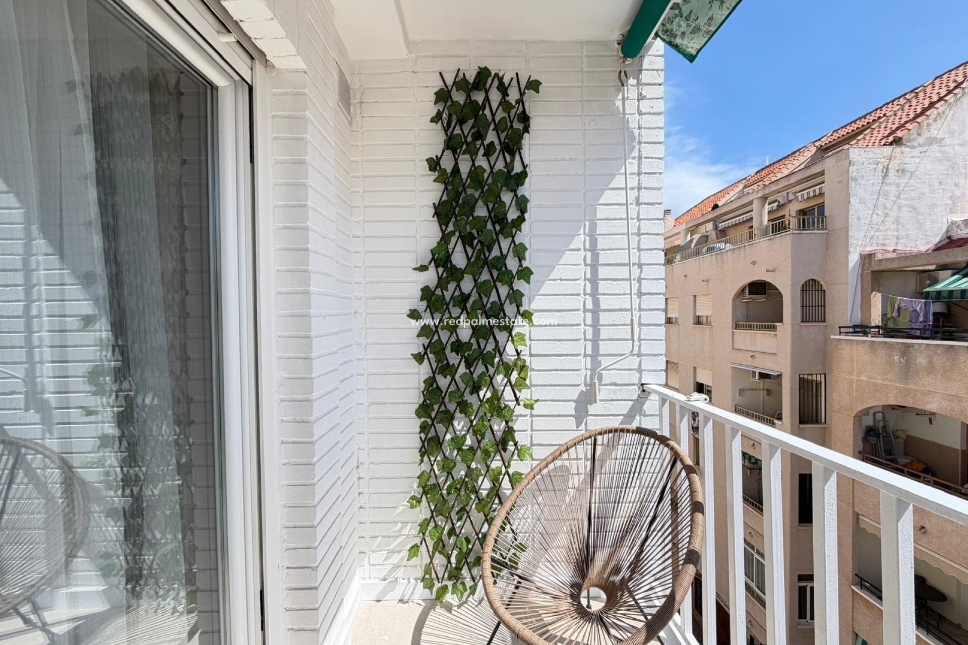 Revente - Appartement -
Torrevieja - Centro Torrevieja