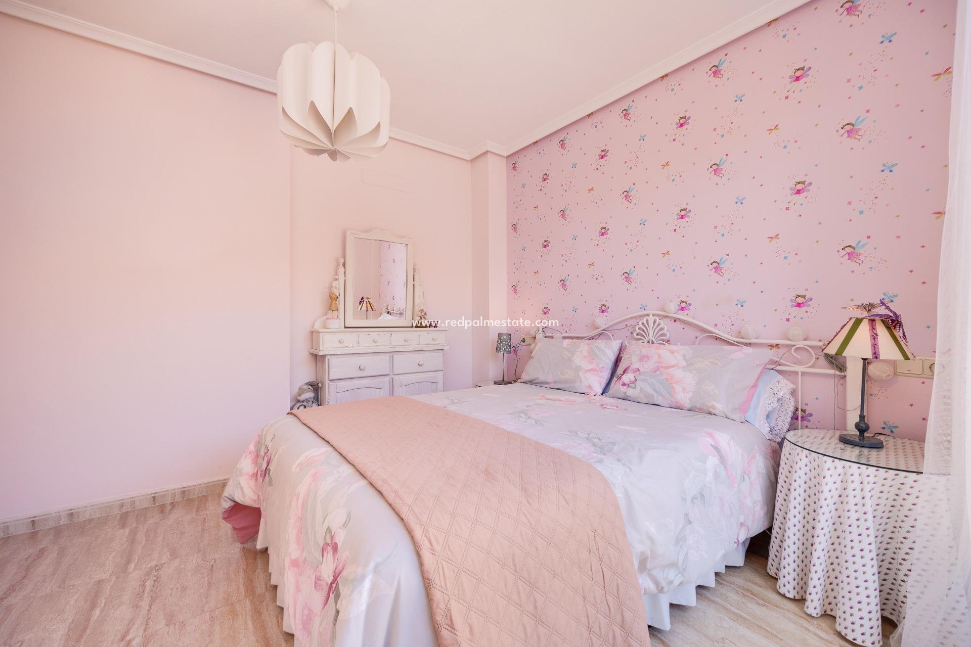 Revente - Appartement -
Torrevieja - Centro Torrevieja