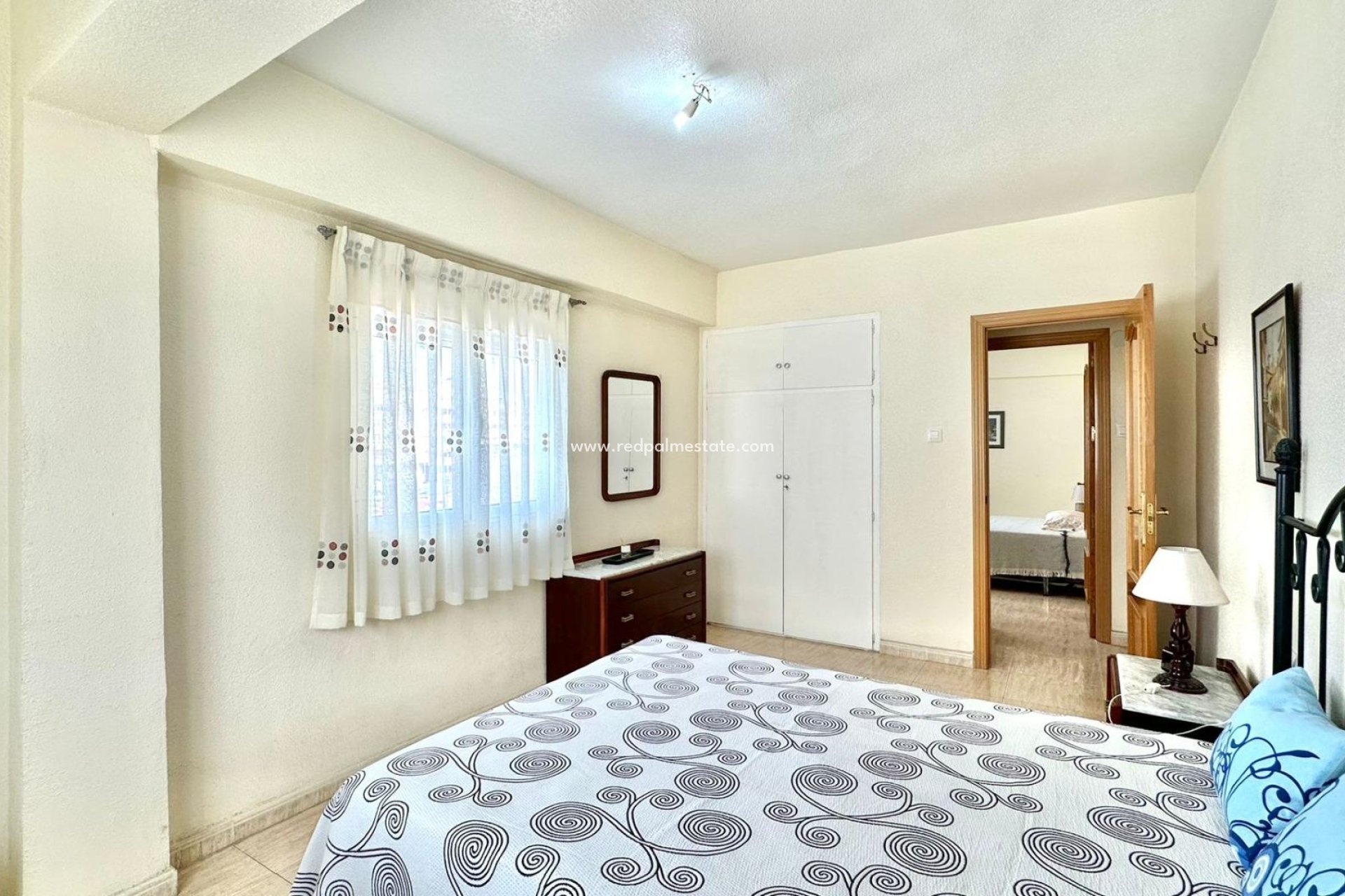 Revente - Appartement -
Torrevieja - Centro Torrevieja