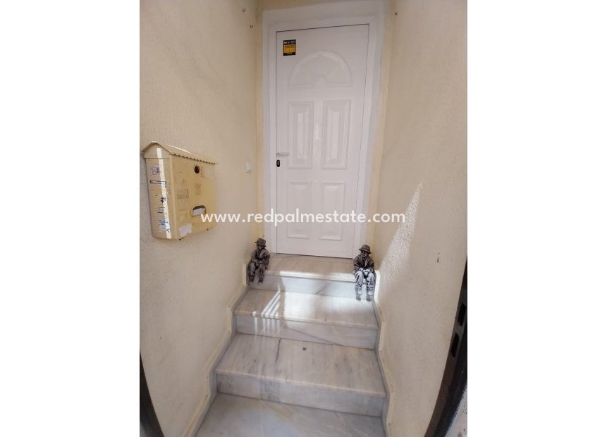 Revente - Appartement -
Torrevieja - Centro Torrevieja