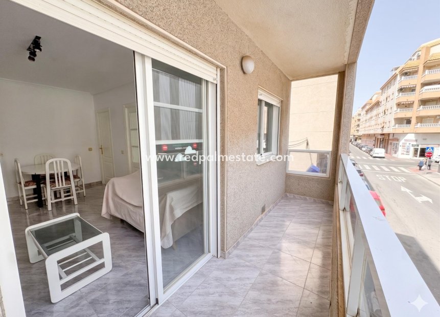 Revente - Appartement -
Torrevieja - Centro Torrevieja