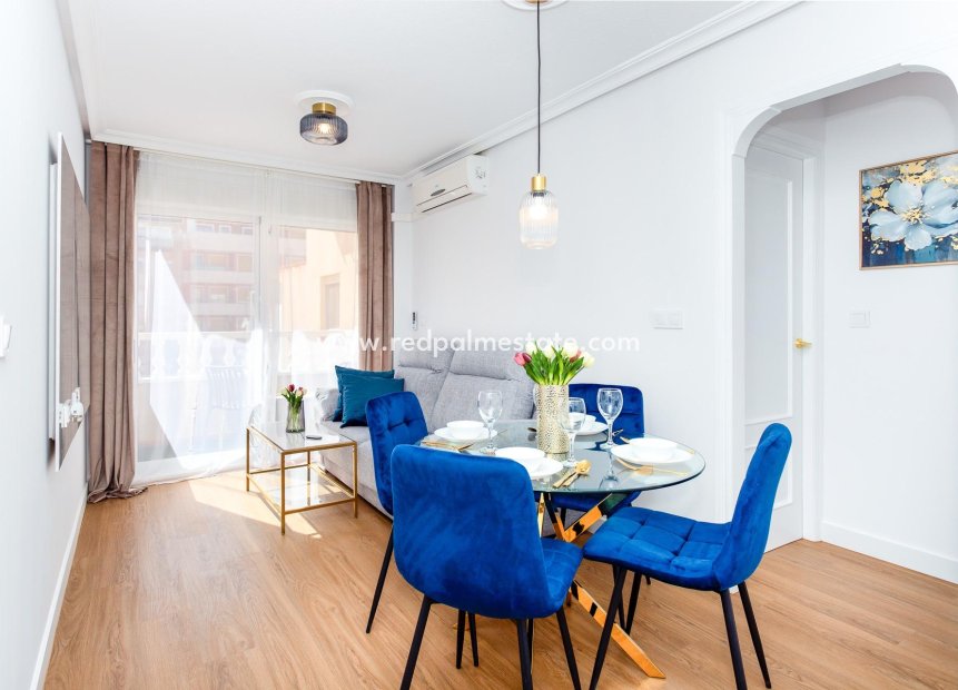 Revente - Appartement -
Torrevieja - Centro Torrevieja