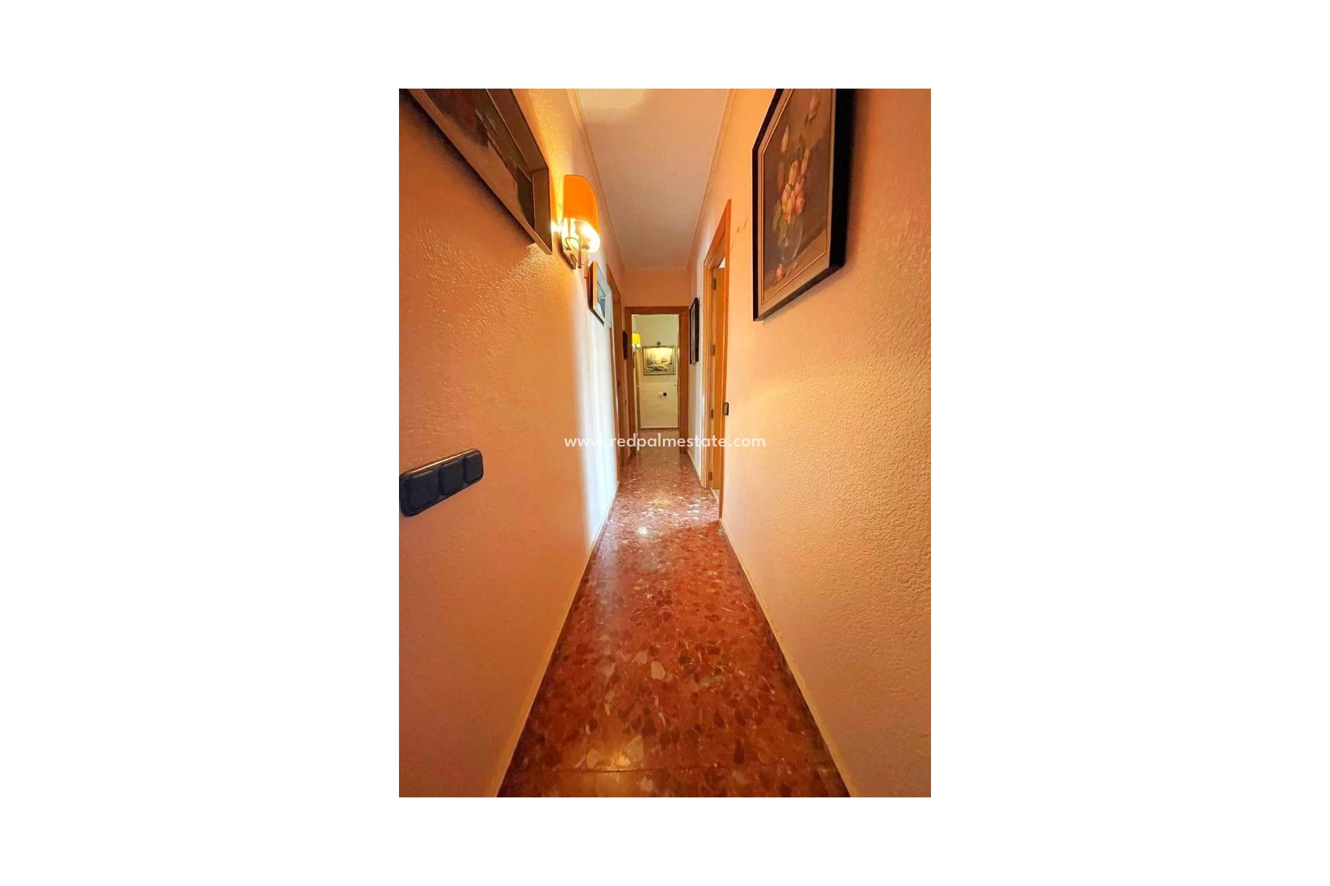 Revente - Appartement -
Torrevieja - Centro Torrevieja