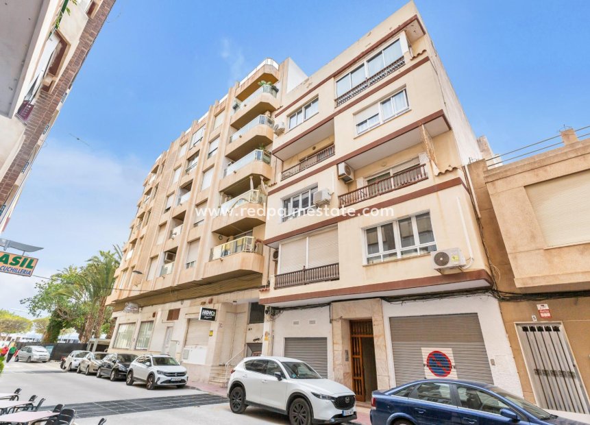 Revente - Appartement -
Torrevieja - Centro Torrevieja