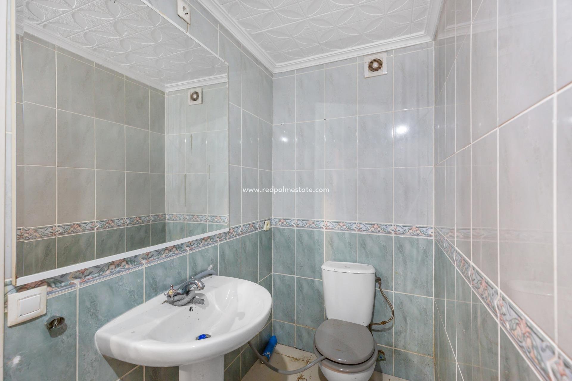 Revente - Appartement -
Torrevieja - Centro Torrevieja