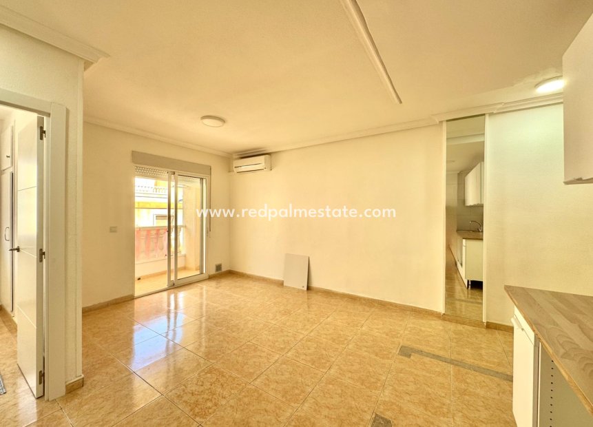 Revente - Appartement -
Torrevieja - Centro Torrevieja