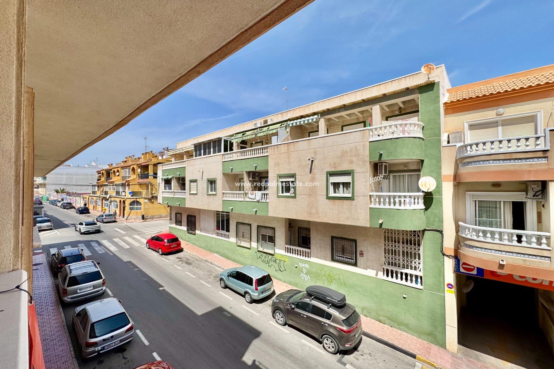 Revente - Appartement -
Torrevieja - Centro Torrevieja