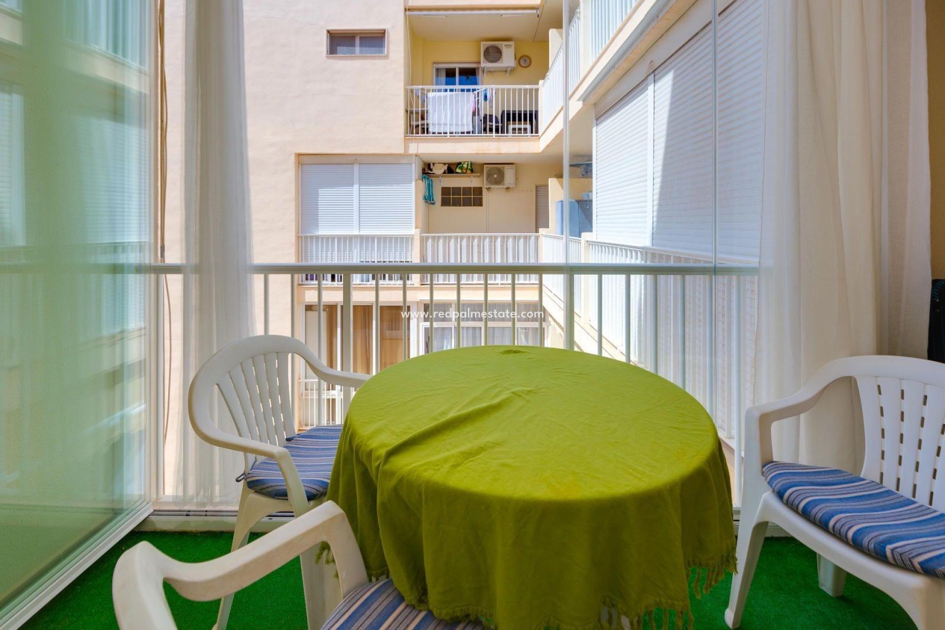 Revente - Appartement -
Torrevieja - Centro Torrevieja