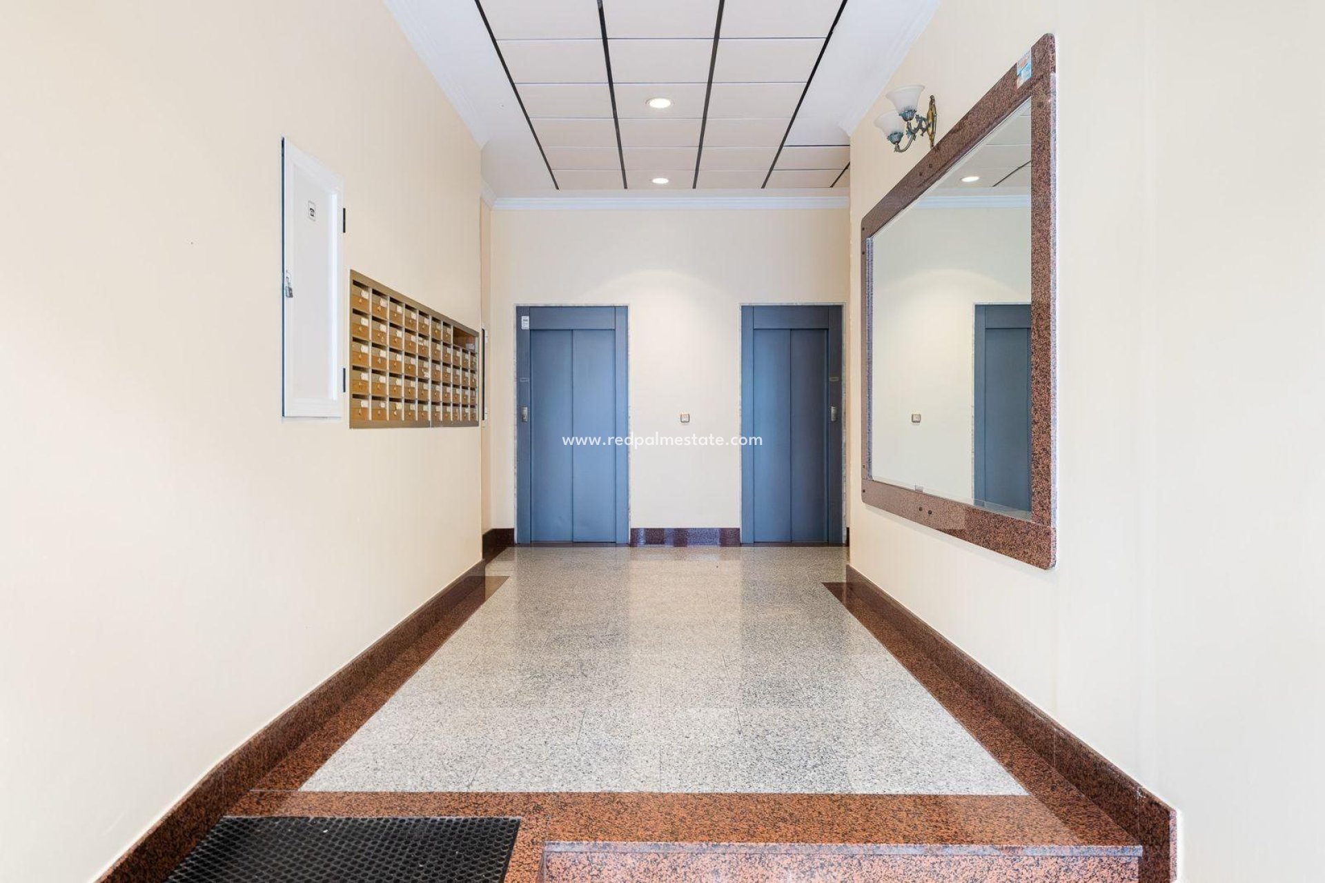 Revente - Appartement -
Torrevieja - Centro Torrevieja