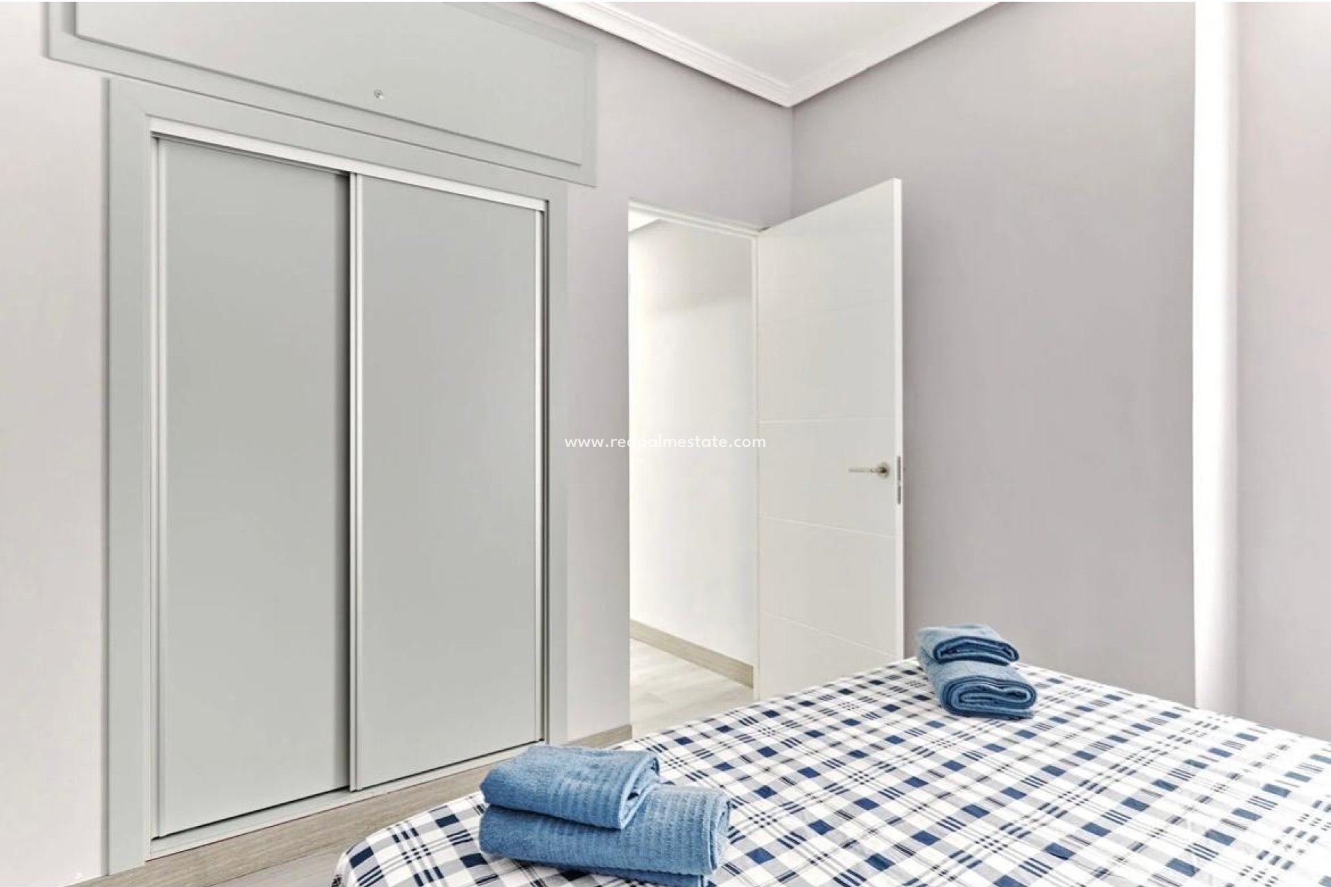 Revente - Appartement -
Torrevieja - Centro Torrevieja