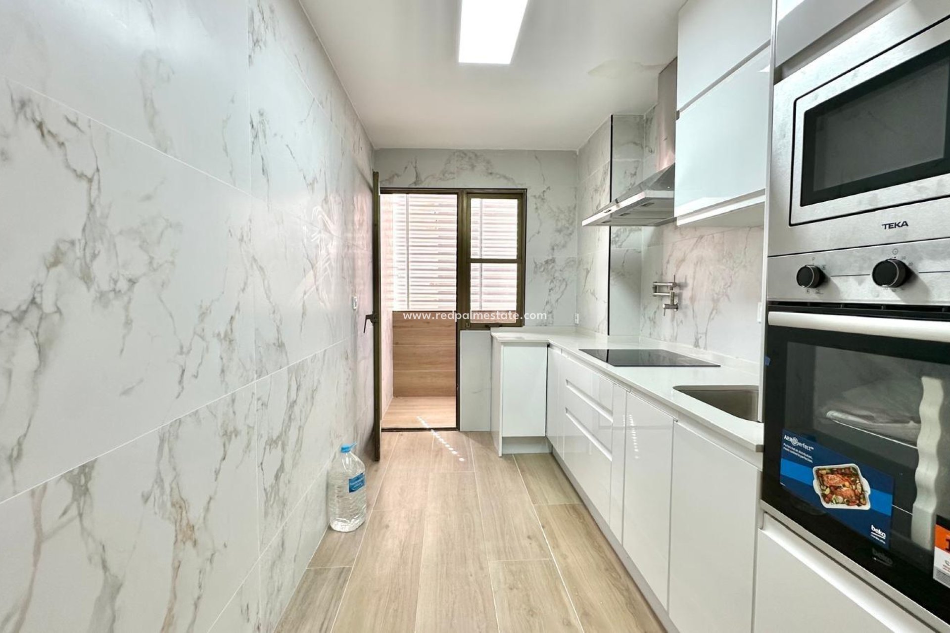 Revente - Appartement -
Torrevieja - Centro Torrevieja