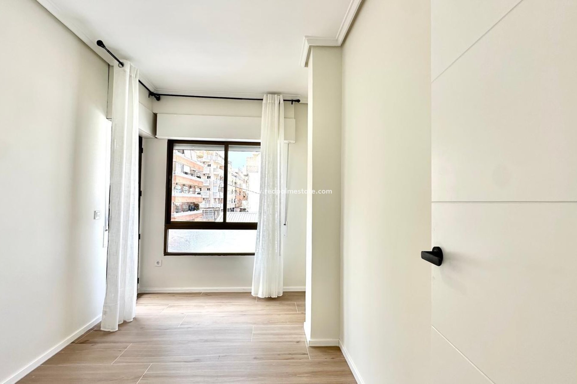Revente - Appartement -
Torrevieja - Centro Torrevieja