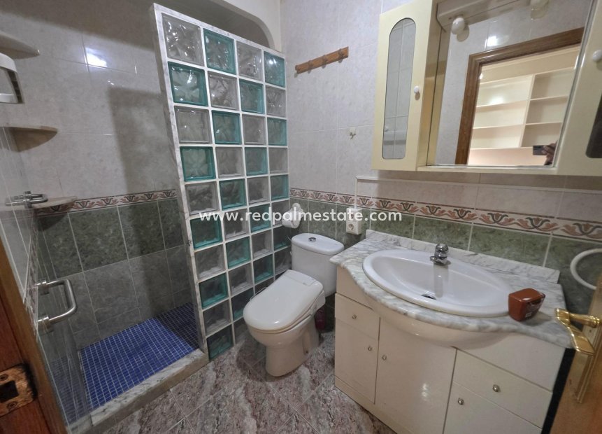 Revente - Appartement -
Torrevieja - Centro Torrevieja
