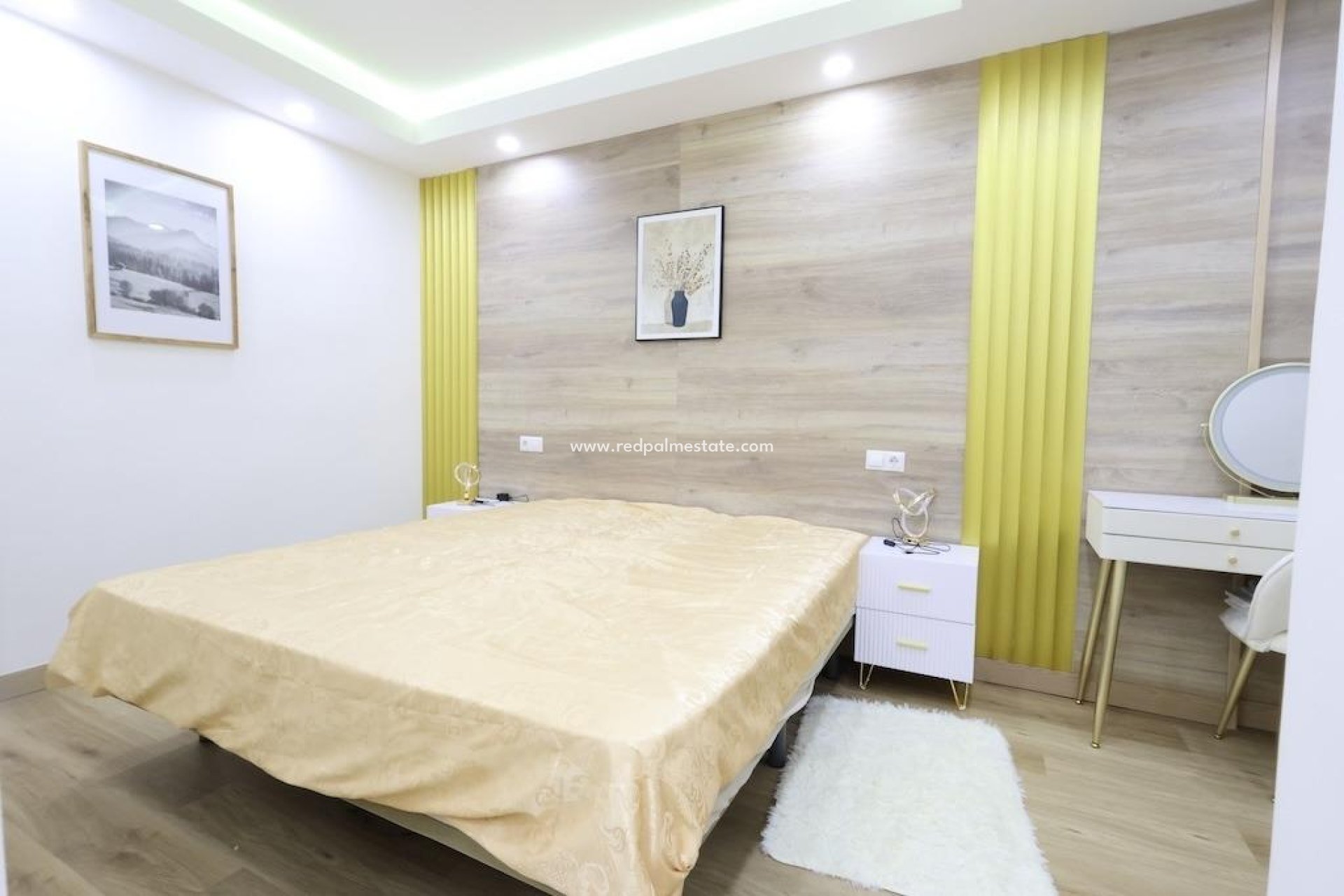 Revente - Appartement -
Torrevieja - Centro Torrevieja
