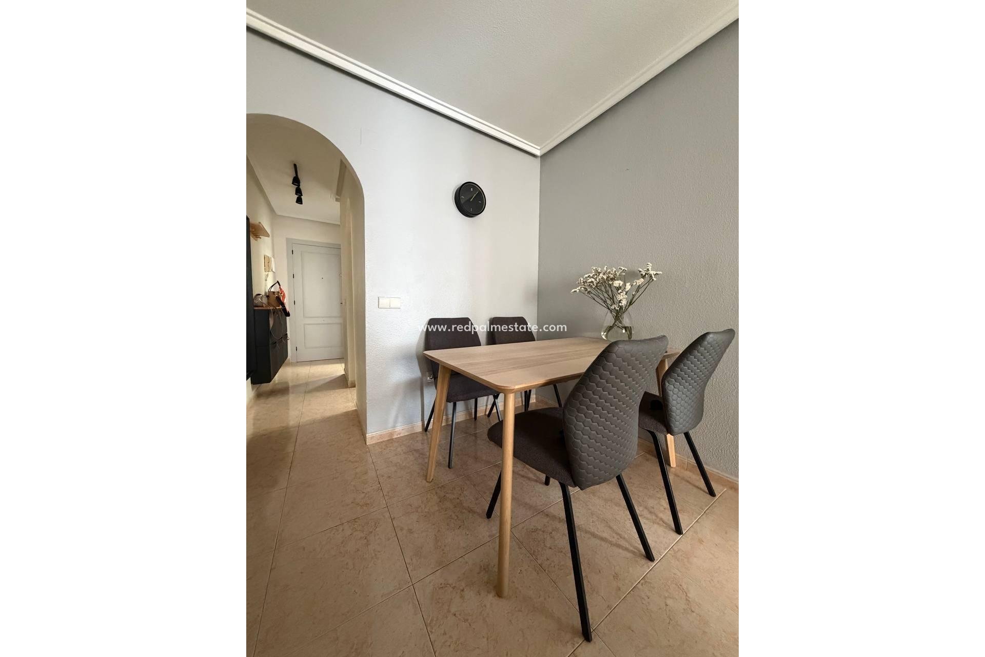 Revente - Appartement -
Torrevieja - Centro Torrevieja