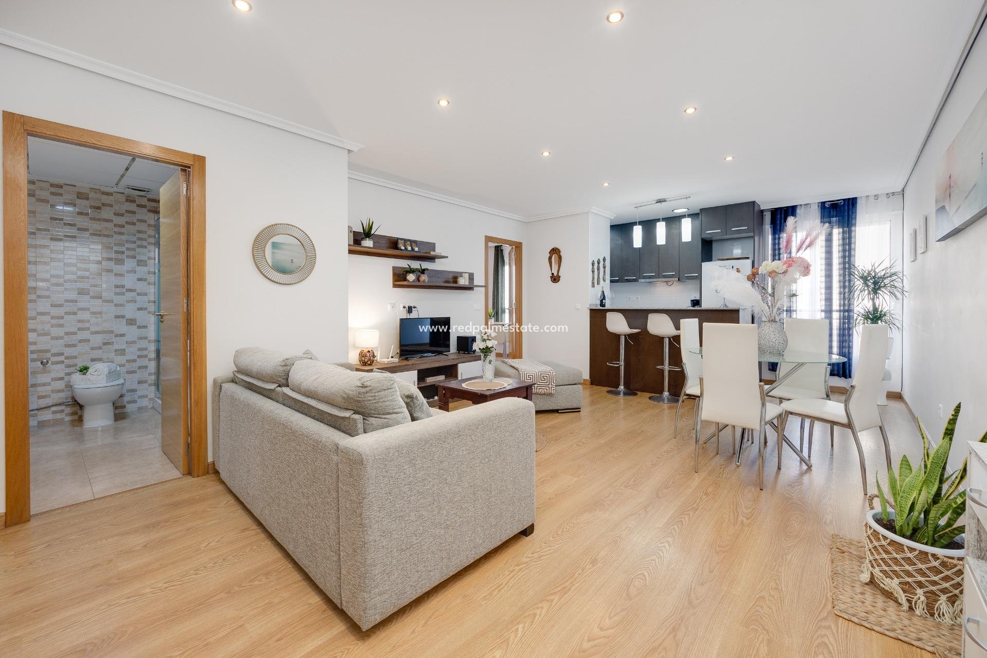 Revente - Appartement -
Torrevieja - Centro Torrevieja