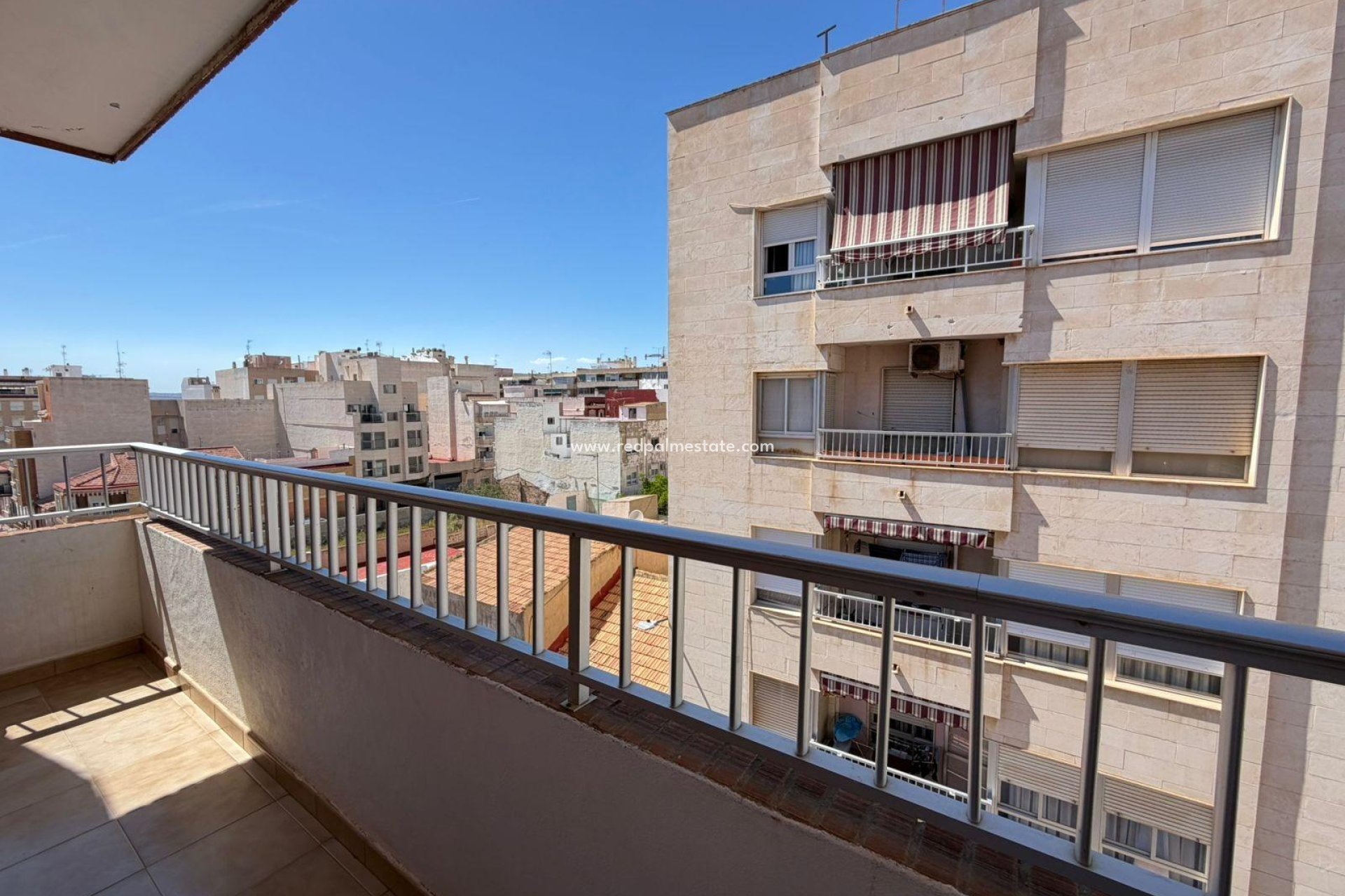 Revente - Appartement -
Torrevieja - Centro Torrevieja