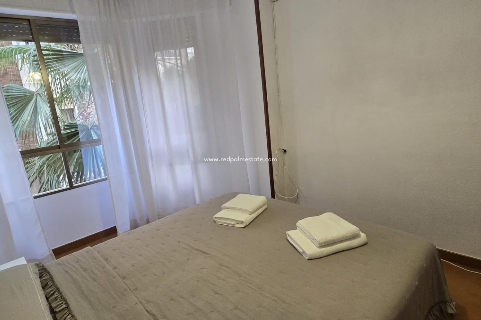 Revente - Appartement -
Torrevieja - Centro Torrevieja
