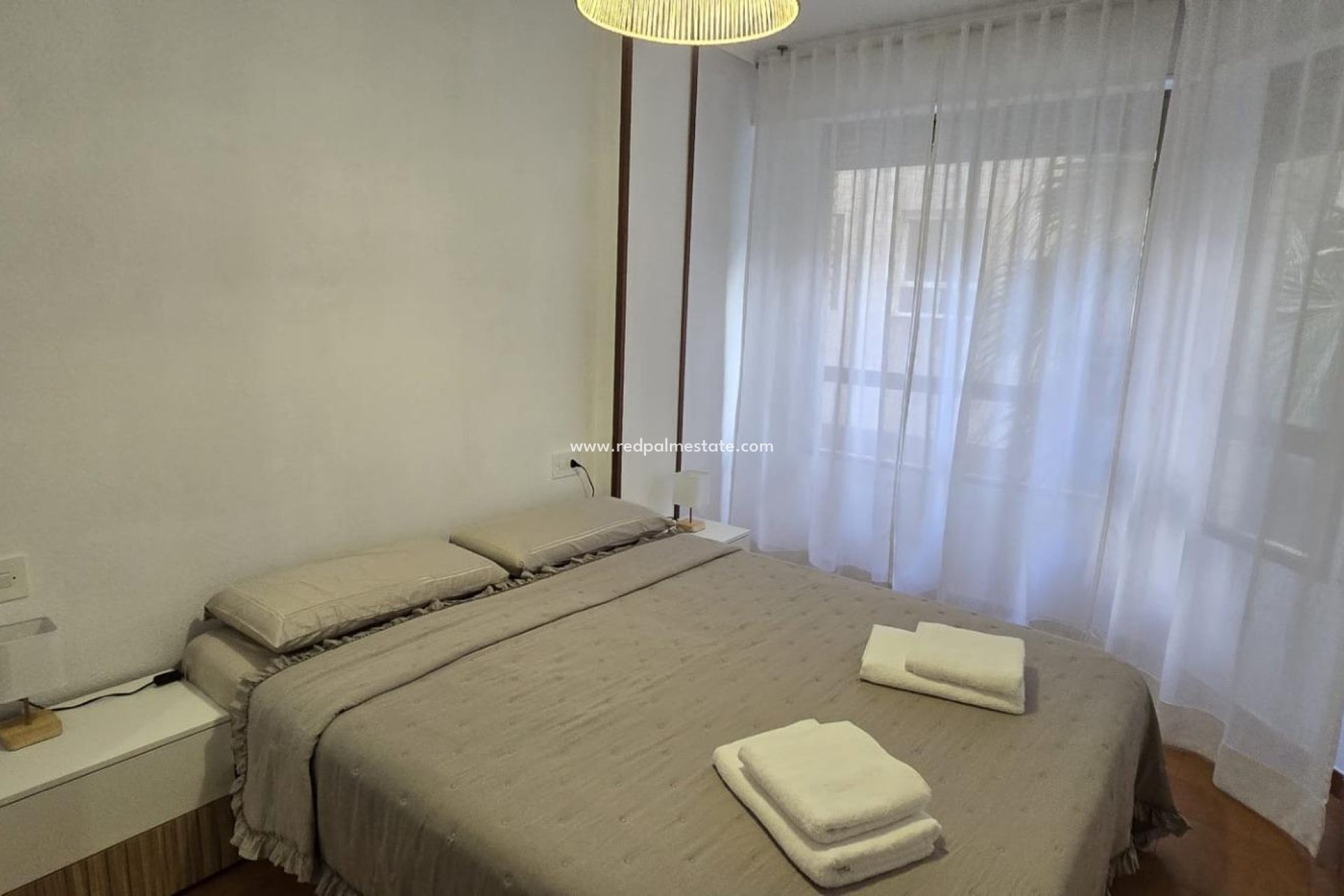 Revente - Appartement -
Torrevieja - Centro Torrevieja