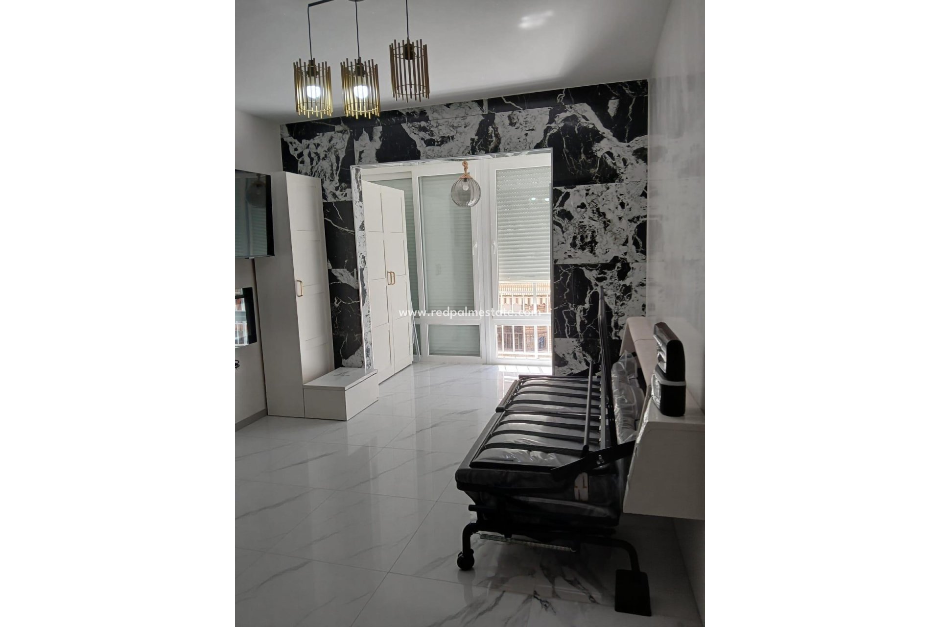 Revente - Appartement -
Torrevieja - Centro Torrevieja