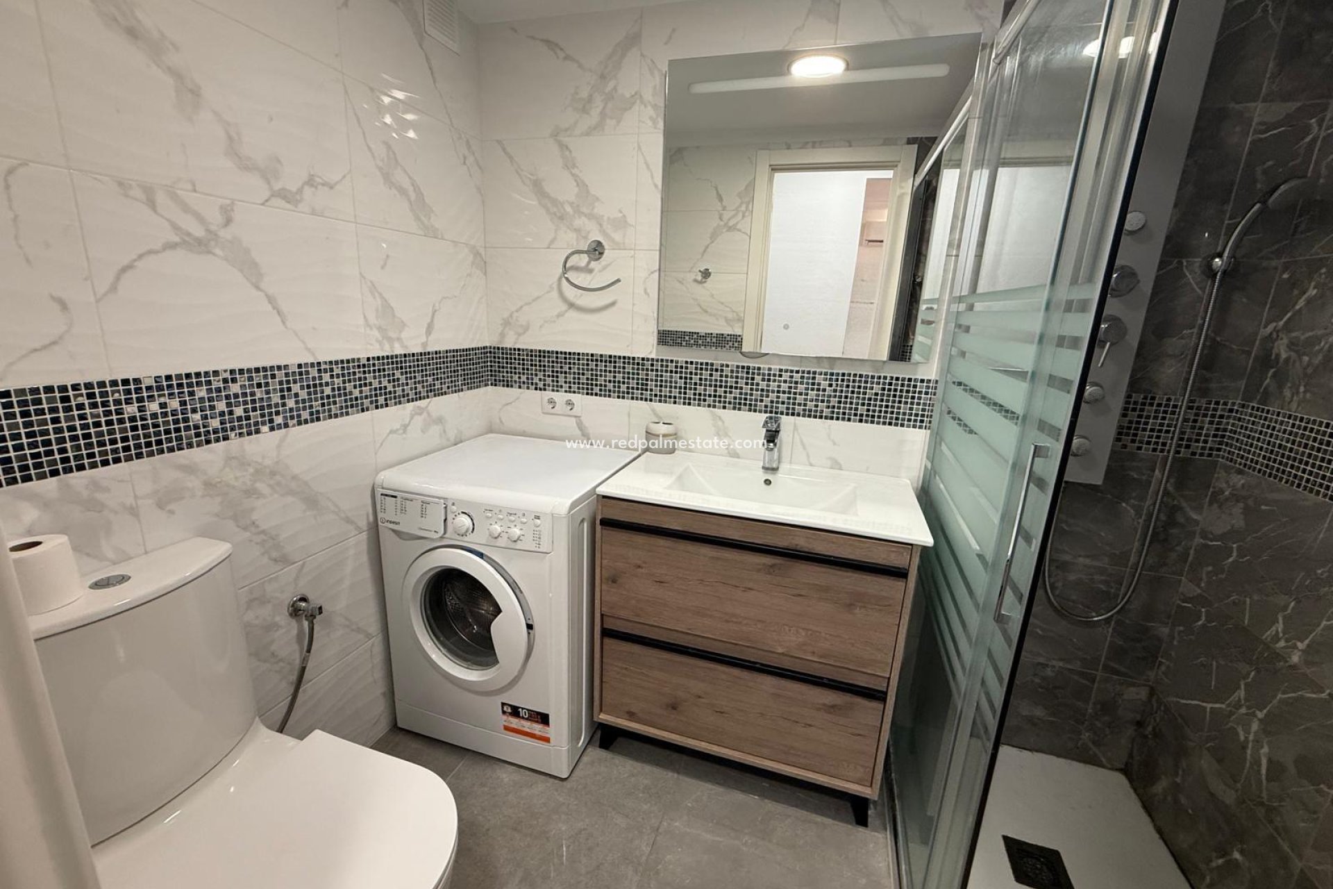 Revente - Appartement -
Torrevieja - Centro Torrevieja