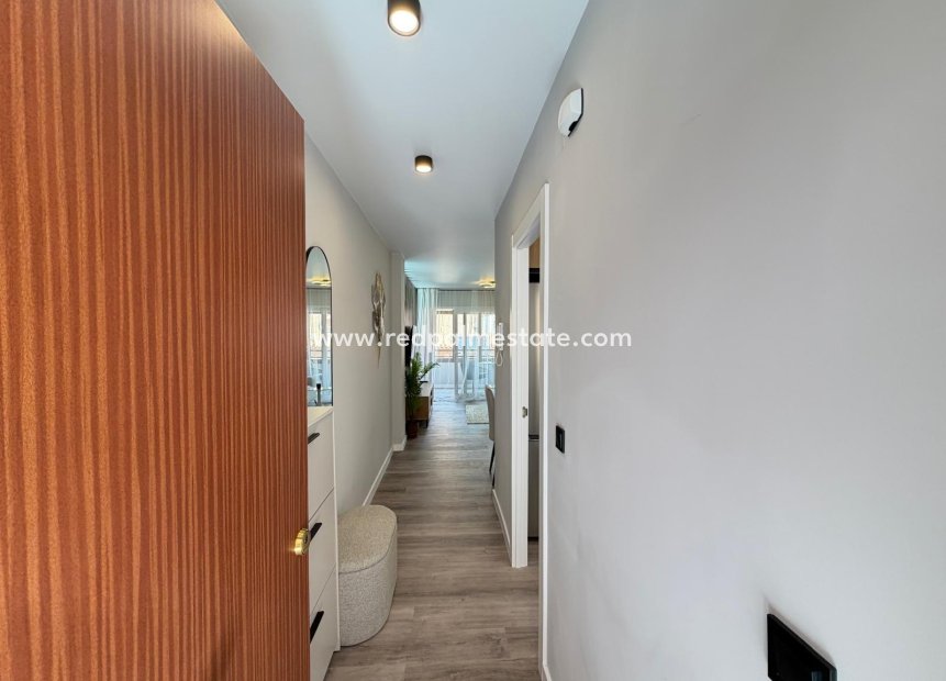 Revente - Appartement -
Torrevieja - Centro Torrevieja