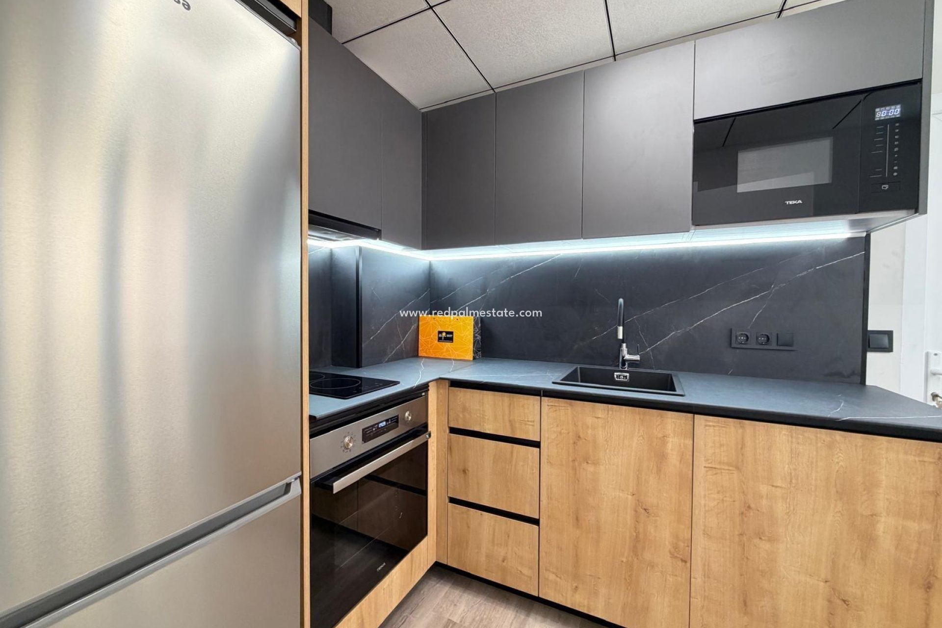 Revente - Appartement -
Torrevieja - Centro Torrevieja