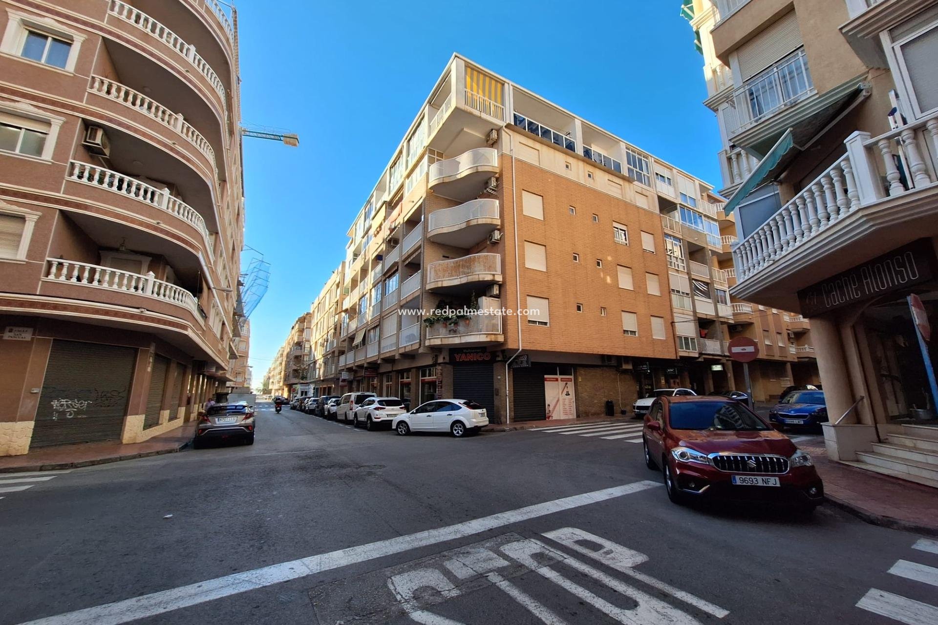 Revente - Appartement -
Torrevieja - Centro Torrevieja