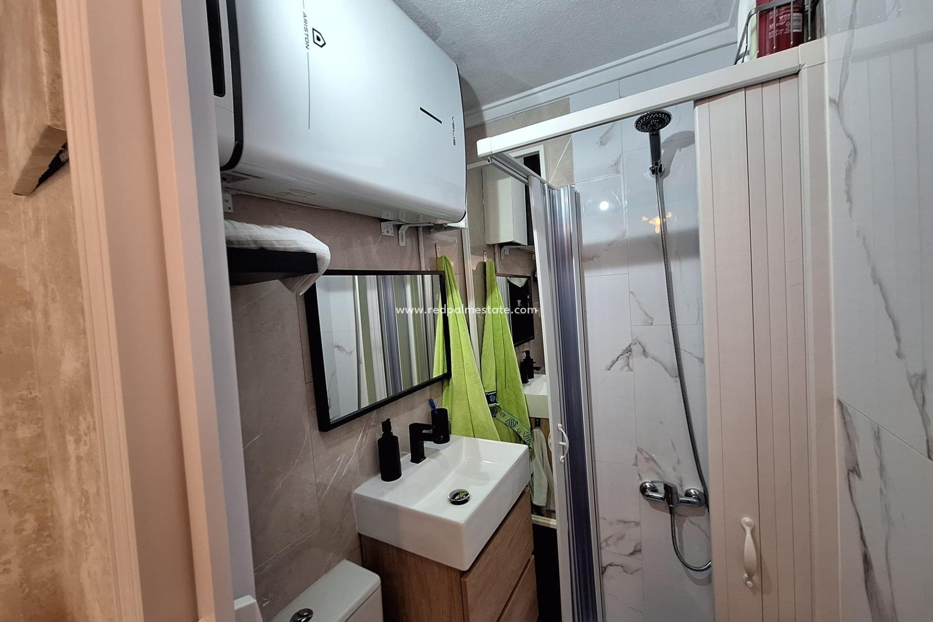 Revente - Appartement -
Torrevieja - Centro Torrevieja
