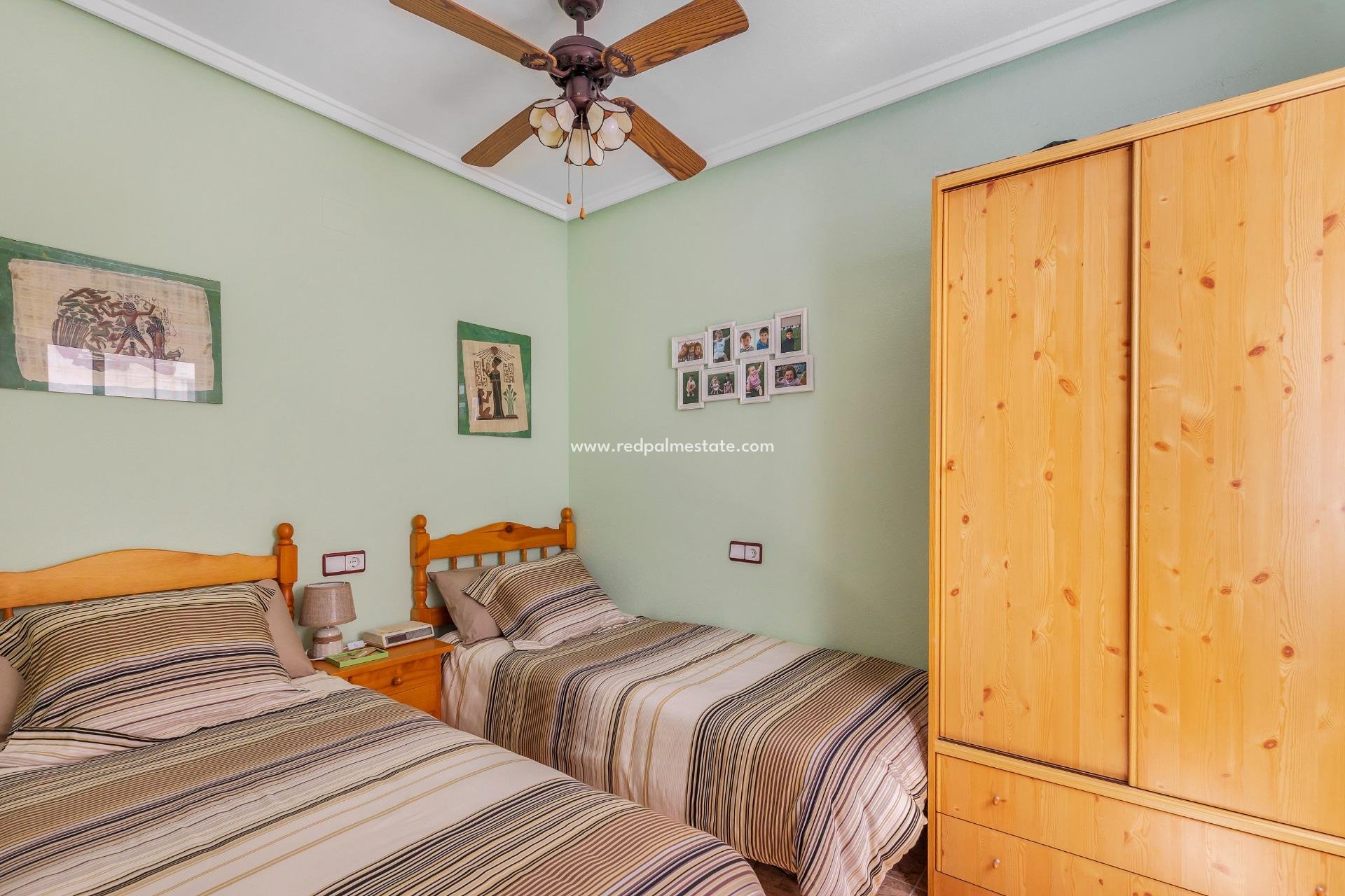 Revente - Appartement -
Torrevieja - Centro Torrevieja