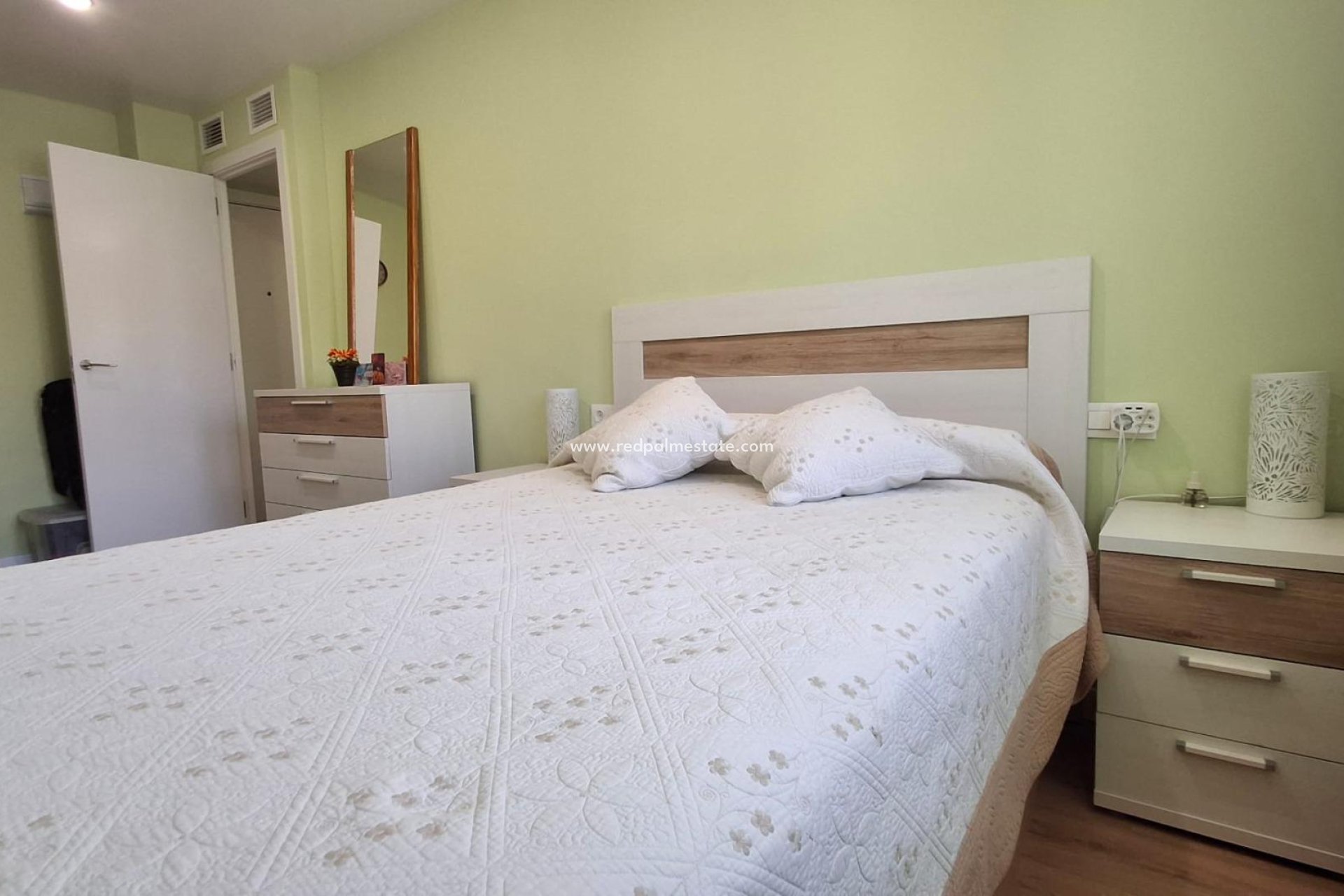 Revente - Appartement -
Torrevieja - Centro Torrevieja