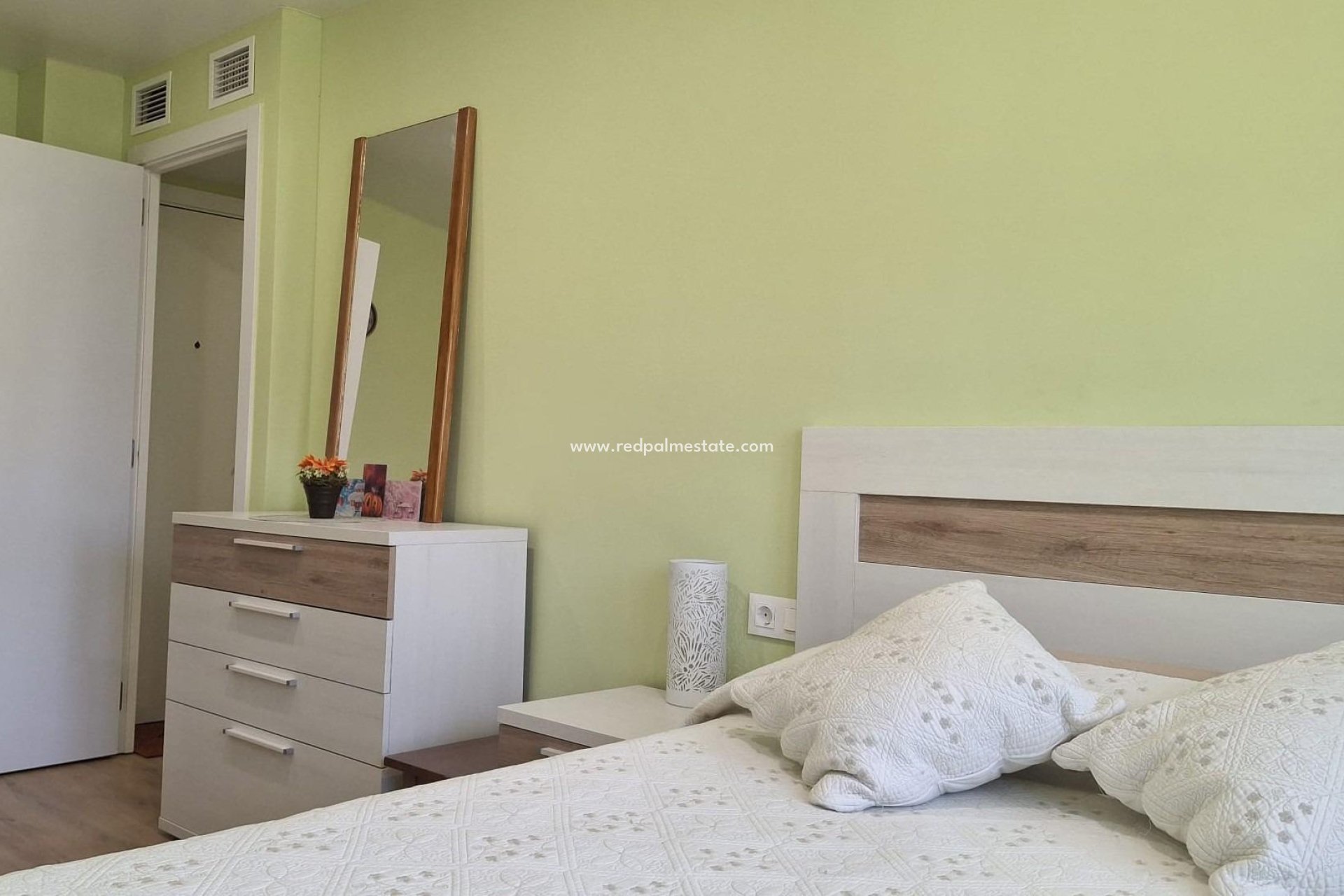 Revente - Appartement -
Torrevieja - Centro Torrevieja
