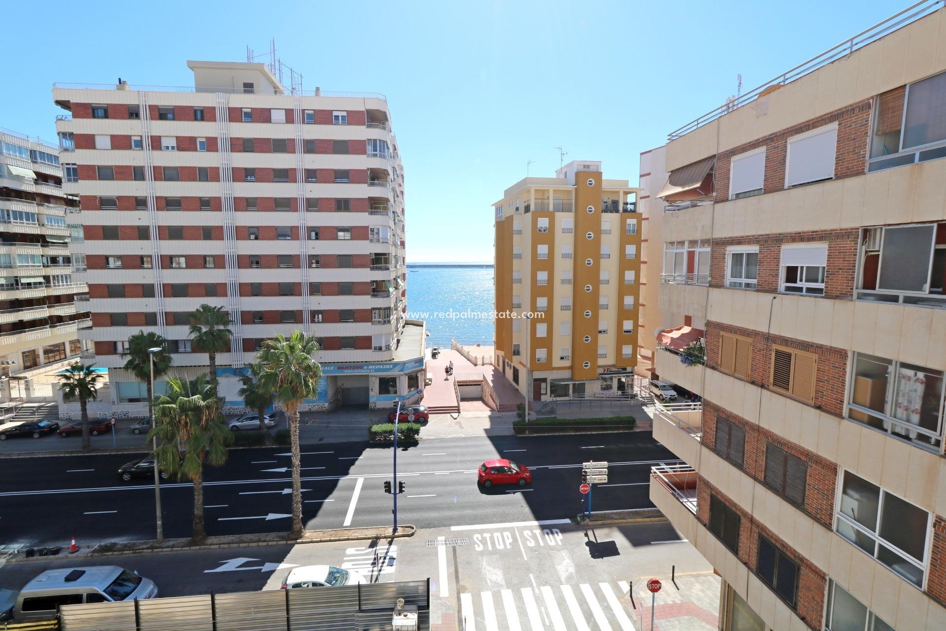 Revente - Appartement -
Torrevieja - El Acequión - Los Náufragos